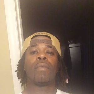 Meet your Posher, Larry